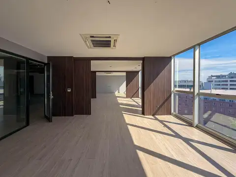 OFICINA CON VISTA AL RIO DE 412m2 EN ALQUILER EN PUERTO NORTE