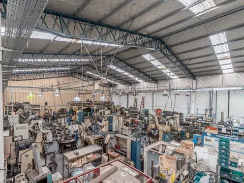 Galpon en Venta en Área de Promoción El Triángulo, USD 1.350.000