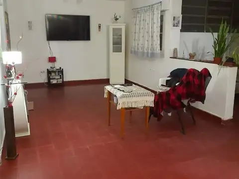 Departamento en venta - 3 Dormitorio 1 Baño - Cochera - 74Mts2 - Lanús