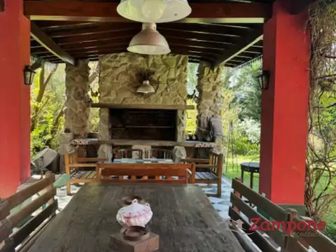 Casa 7 ambientes con 3 baños