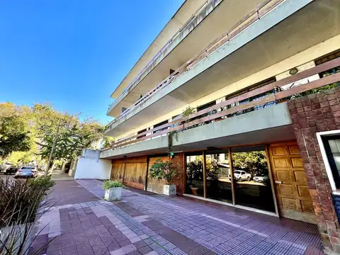 Departamento en Venta de 2 Ambientes, Con Cochera - Acassuso, San Isidro