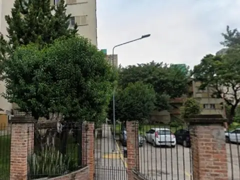 Eduardo Bradley 300, Villa Tesei, Provincia de Buenos Aires, Argentina, Hurlingham, Buenos Aires, Argentina.