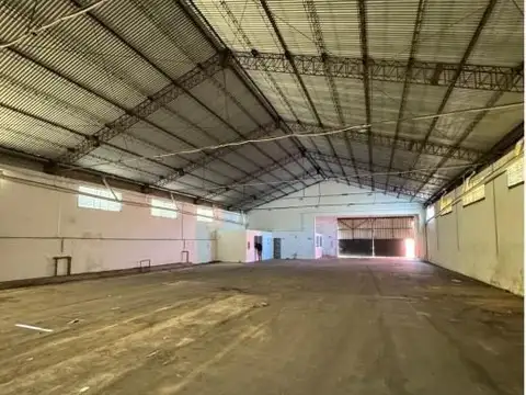 Galpon en Alquiler en Zarate, $ 4.000.000