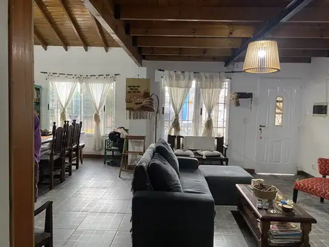 Depto Tipo Casa en Alquiler en Martinez Fleming / Panamericana, $ 1.600.000
