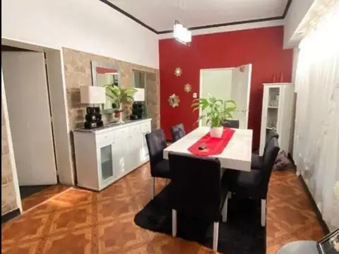 Depto Tipo Casa en Venta de 6 ambientes