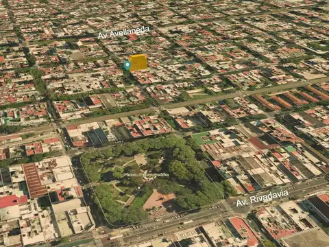 Execelente lote en Flores