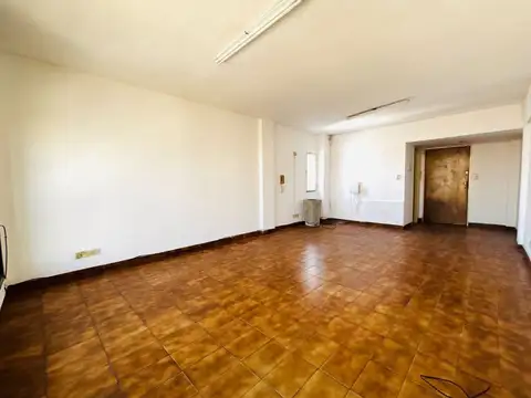VENTA OFICINA AVELLANEDA CENTRO
