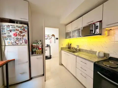 Departamento 3 ambientes con 2 baños