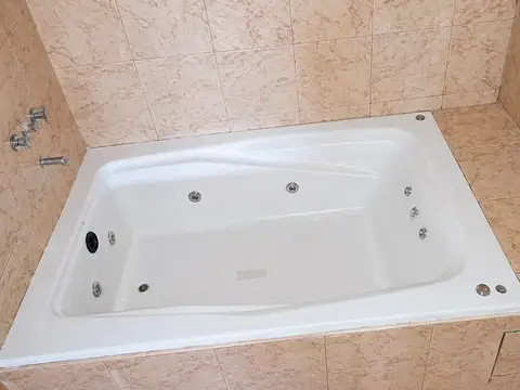 Casa en venta Bº Los Girasoles C. Segovia Gllén