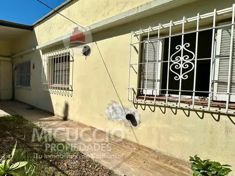 Casa en alquiler | Gral. Paz N°795 esq. Lauría | Escobar