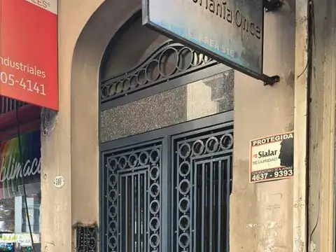 Larrea esq Lavalle- Once- Excelente 4 amb. 90m2 Antiguo!