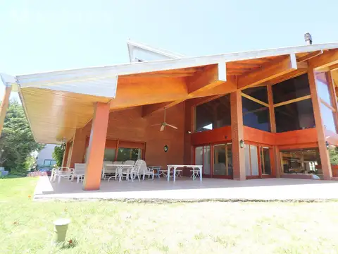 Casa en Venta en Hacoaj, USD 1.200.000