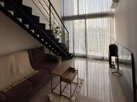 Departamento en Alquiler en Fisherton, $ 690.000