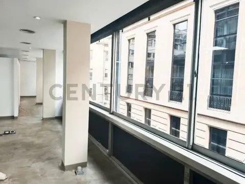 Teniente General Juan Domingo Perón 700, Piso 4