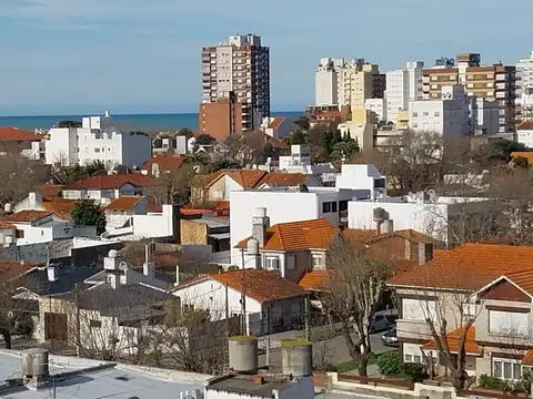 Excelente Monoambiente amplio céntrico.