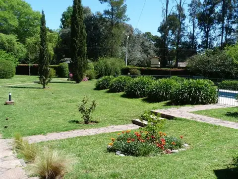 EL REMANSO - IMPECABLE - AMOBLADA - OPCION UNO O DOS TERRENOS.-