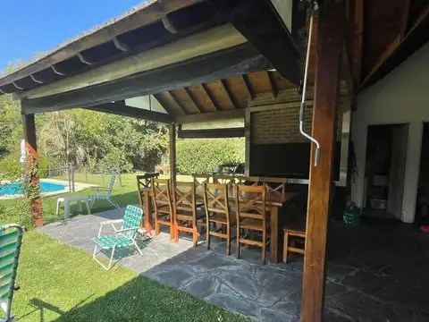 Casa en Venta en La Tradicion, USD 410.000