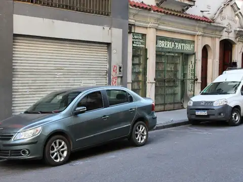 Local en Alquiler en Monserrat, USD 1.800