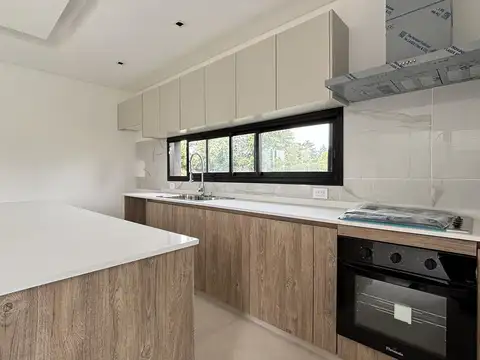 Casa en Venta en Manzanares, USD 269.000