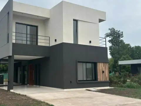 Casa en Venta al Noreste