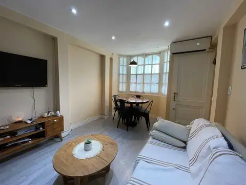 Depto Tipo Casa en Venta en Chacarita, USD 89.000