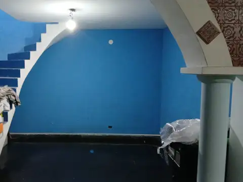 Casa 6 ambientes con 3 baños