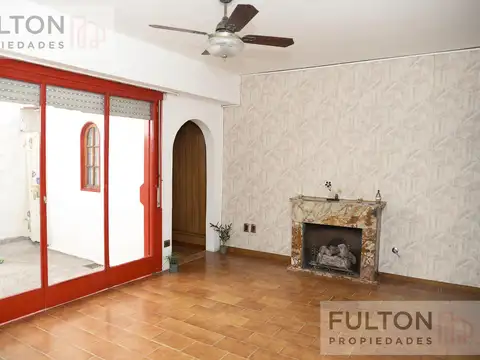 Depto Tipo Casa 4 ambientes con 2 baños