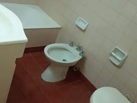 Departamento en Alquiler en Miramar, $ 350.000