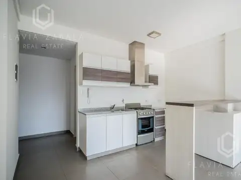 Venta monoambiente con balcón al frente Boedo