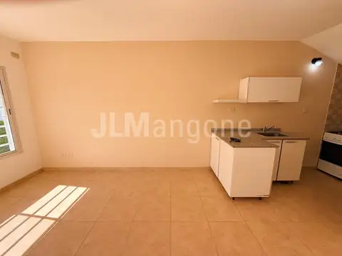 Depto Tipo Casa en Venta de 1 dormitorio