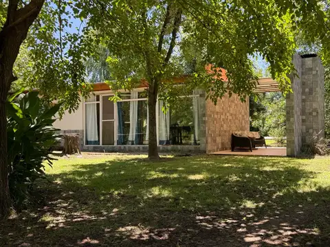 Se vende casa quinta en Bahía de Los Lobos, donde la naturaleza abraza cada amanecer!