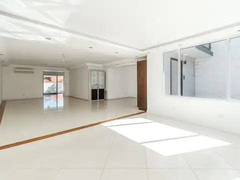 Casa en Venta en Martínez, USD 565.000