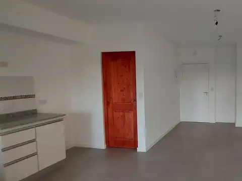 R. Alfonsin 200, Piso 5