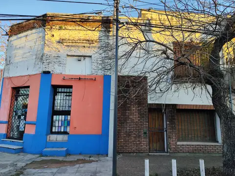 25 de Mayo 698
