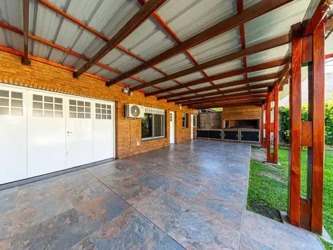 Casa en Venta al Este