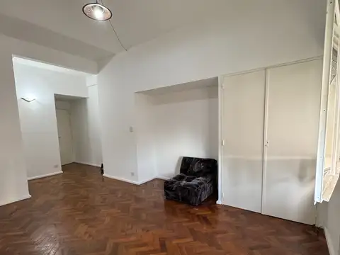 Bartolomé Mitre 1600, Piso 4