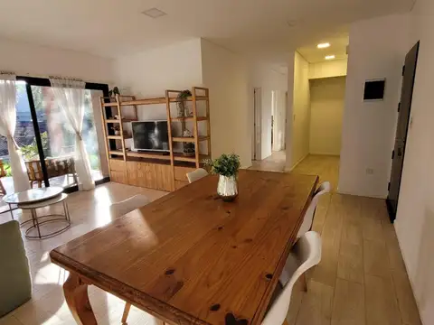 Departamento en Venta en Altos De La Cañada, USD 135.000