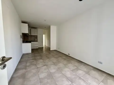 Departamento en Alquiler en Alberdi, $ 500.000