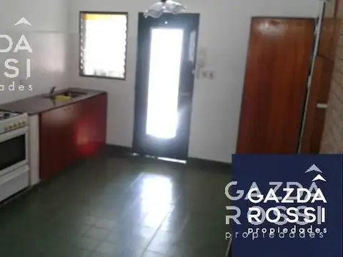 Casa en Venta en Adrogue, USD 98.000