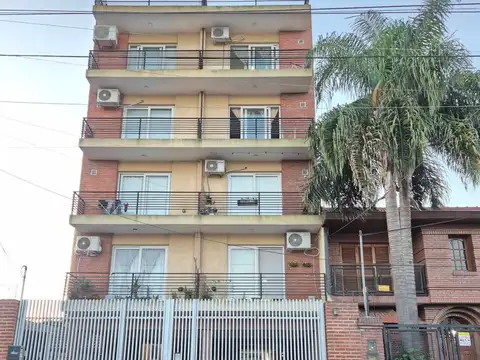 MONOAMBIENTE VENTA MONTE GRANDE  TERRAZA Y QUINCHO