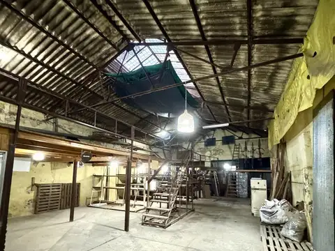 Alquiler Galpon Comercial Maria Selva Dos Oficinas