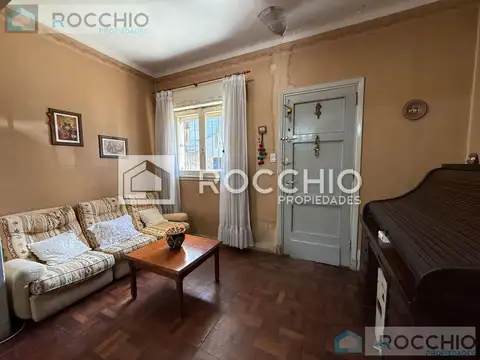 Depto Tipo Casa en Venta con 1 cocheras