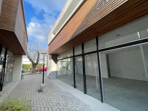 ALQUILER LOCAL COMERCIAL  473 BIS Y 13 B City Bell