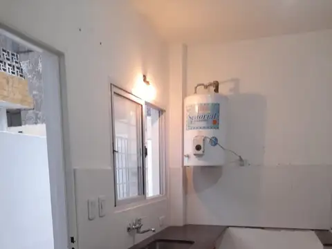 Depto Tipo Casa en Alquiler de 1 dormitorio