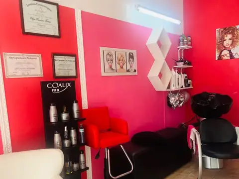 VENTA FONDO DE COMERCIO PELUQUERÍA Y ESTÉTICA