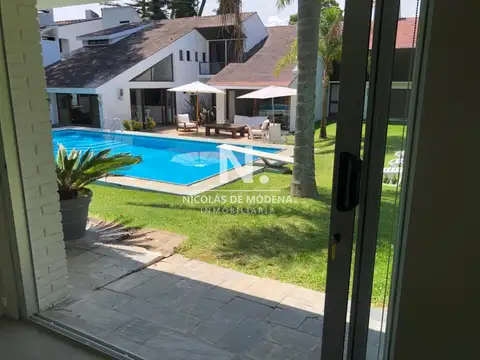 Casa en Alquiler Temporal de 8 dormitorios