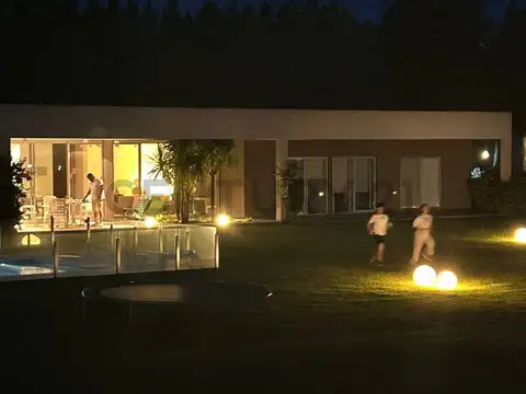 Casa en Venta en Coronel Brandsen, USD 340.000