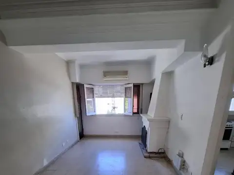 PH 3 AMB. EXTERNO -  100 M2. - APTO PREFESIONAL - GUEMES