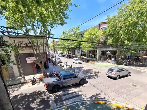 Depto Tipo Casa 3 ambientes con 2 baños