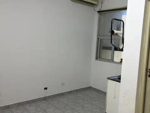Venta o Alquiler  Local comercial en Barrio Lourdes